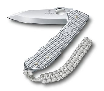 Victorinox Scyzoryk Hunter Pro M Alox aluminium. srebrny. z klipsem i zawieszką z paracordu