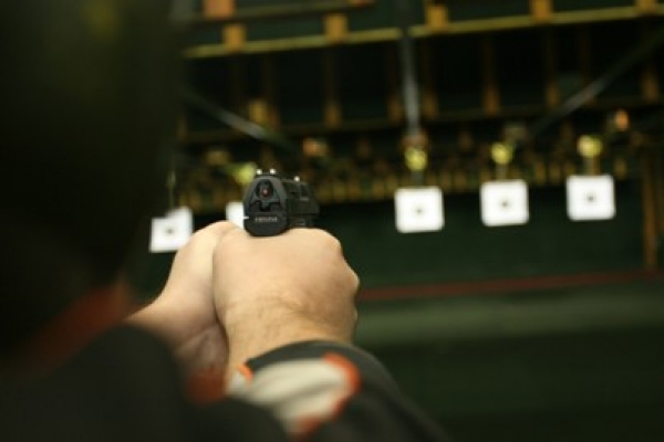 Zawody strzeleckie - jak uzyskać pozwolenie na broń sportową