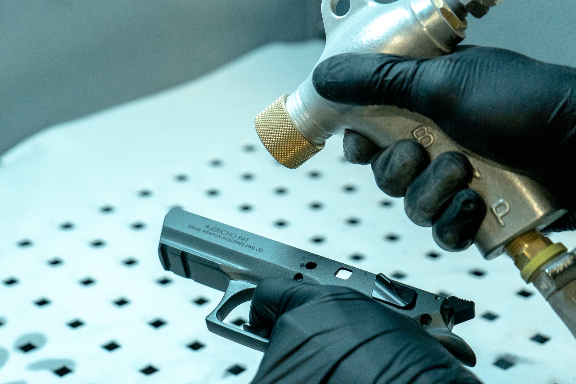 Piaskowanie – broń krótka (1 element)